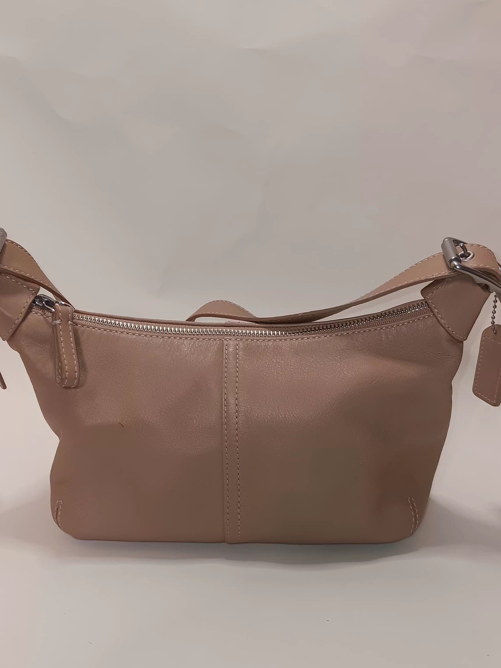 Coach Vintage Leather Shoulder Bag in Taupe Pink